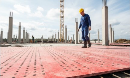 Anti-slip shuttering ply used at an active construction site